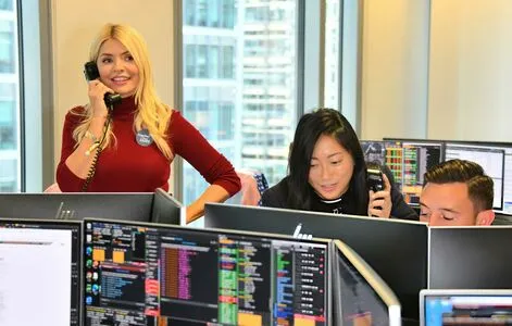 Holly Willoughby OnlyFans Leaked Free Thumbnail Picture - #sxs7XG9rE8