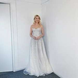 Holly Willoughby OnlyFans Leaked Free Thumbnail Picture - #tDlZBlpNCV