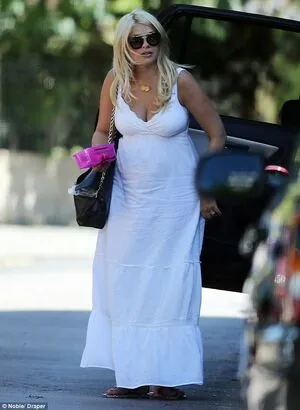 Holly Willoughby OnlyFans Leaked Free Thumbnail Picture - #wOouhnWHp8