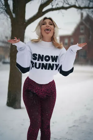 Holly Wolf OnlyFans Leaked Free Thumbnail Picture - #LnjPQRi5Mh