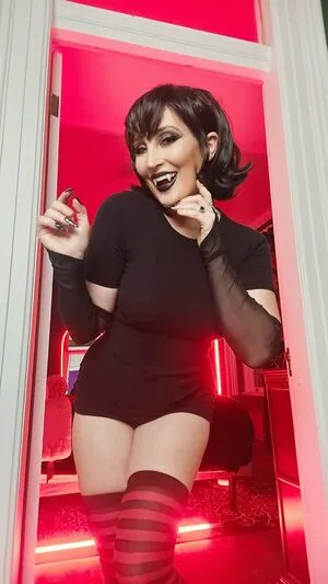 Holly Wolf OnlyFans Leaked Free Thumbnail Picture - #tusf6tCdSf