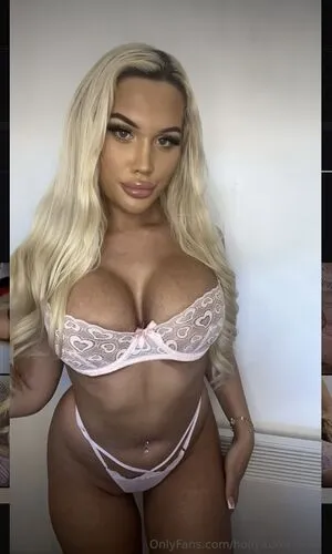 Hollyauroraxox OnlyFans Leaked Free Thumbnail Picture - #Zn9I9c3xQT
