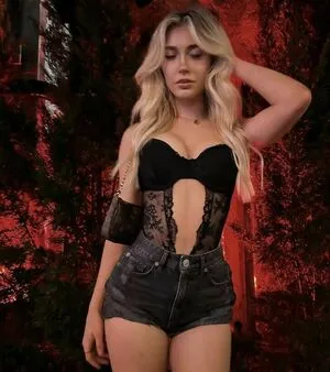 Hollybodine OnlyFans Leaked Free Thumbnail Picture - #K8V5uLblNu