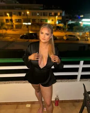 Hollyevansx OnlyFans Leaked Free Thumbnail Picture - #LpWMeCZeLg