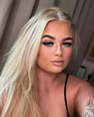 Hollyevansx OnlyFans Leaked Free Thumbnail Picture - #P5AJJnBogd