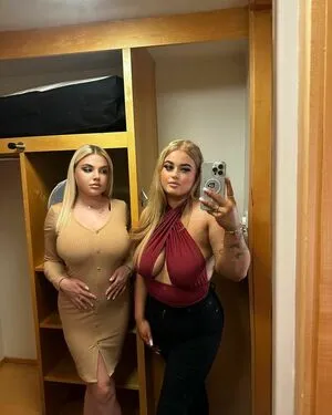 Hollyevansx OnlyFans Leaked Free Thumbnail Picture - #PfaRTnpgcE