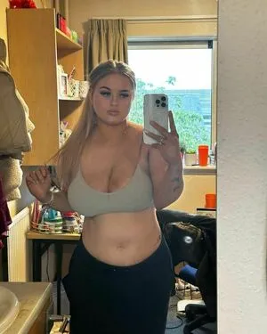Hollyevansx OnlyFans Leaked Free Thumbnail Picture - #yPl4J4CVTV