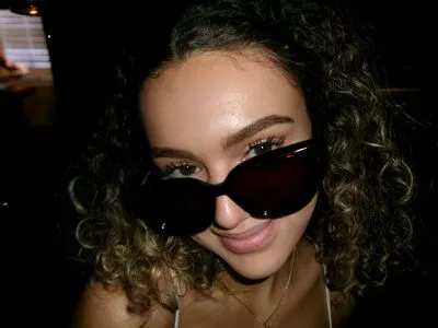 Hollyfever OnlyFans Leaked Free Thumbnail Picture - #4dLZfHrLne