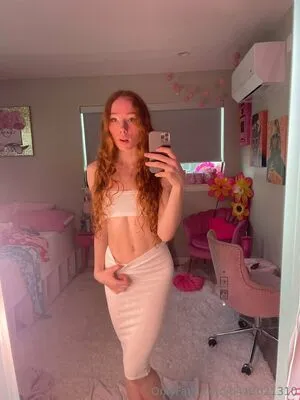 Hollyfox18 OnlyFans Leaked Free Thumbnail Picture - #205h4XIeKY