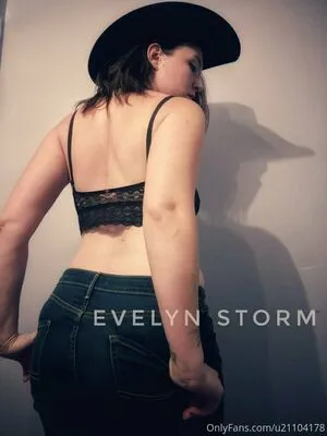 Hollygraileonline OnlyFans Leaked Free Thumbnail Picture - #FkIGi4piN0