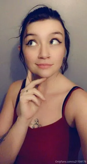 Hollygraileonline OnlyFans Leaked Free Thumbnail Picture - #HOIOt2tIfN