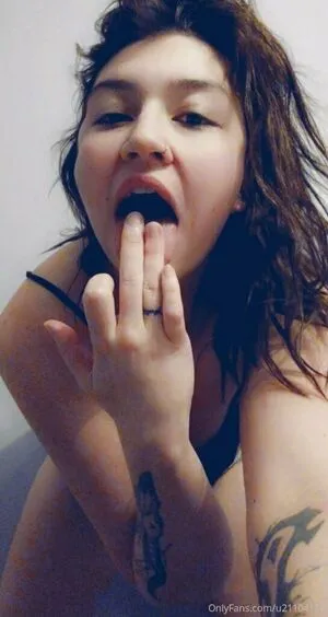 Hollygraileonline OnlyFans Leaked Free Thumbnail Picture - #tqmtk7Q2vR