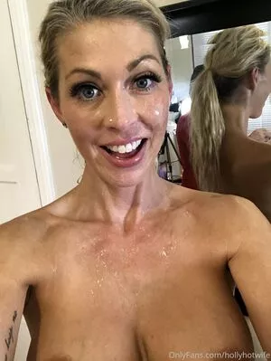 Hollyhotwife OnlyFans Leaked Free Thumbnail Picture - #Qu1wKB3YaS