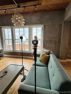 Hollyhotwifevip OnlyFans Leaked Free Thumbnail Picture - #1xdgrW8GSL