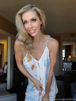 Hollyhotwifevip OnlyFans Leaked Free Thumbnail Picture - #LRD38bEEPu