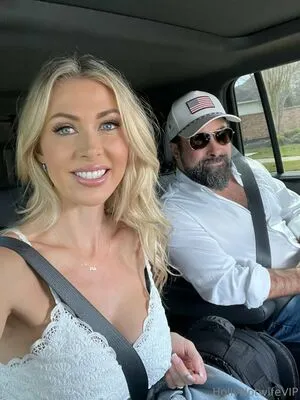 Hollyhotwifevip OnlyFans Leaked Free Thumbnail Picture - #p1E5LVEAaX