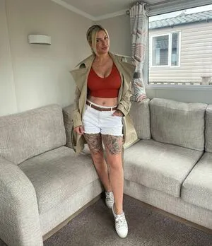 Hollyjgm16 OnlyFans Leaked Free Thumbnail Picture - #4qjmppAwnw