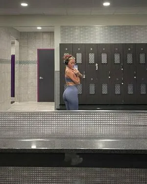 Hollyliangg OnlyFans Leaked Free Thumbnail Picture - #2uiTcthsxW