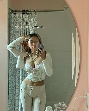 Hollyliangg OnlyFans Leaked Free Thumbnail Picture - #QVTGuo1BvX