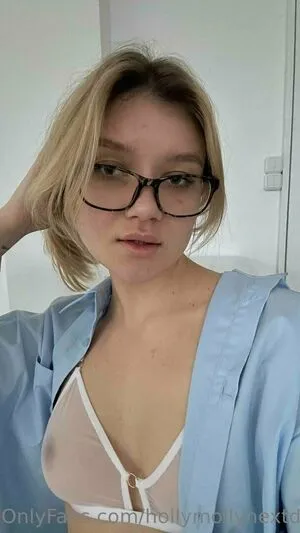 Hollymollynextdoor OnlyFans Leaked Free Thumbnail Picture - #csRwGmdfFe