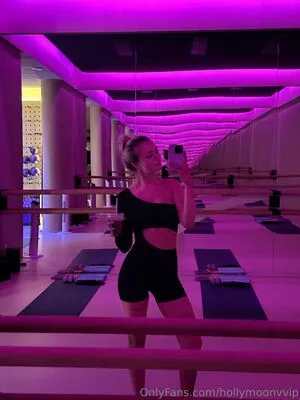 Hollymoonvvip OnlyFans Leaked Free Thumbnail Picture - #8ekT4vfYVw