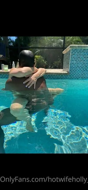 Hollyqosfreepage OnlyFans Leaked Free Thumbnail Picture - #an0sawc2aF