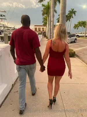 Hollyqosfreepage OnlyFans Leaked Free Thumbnail Picture - #weh4Sx21n5