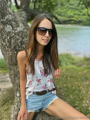 Hollyraefree OnlyFans Leaked Free Thumbnail Picture - #dMZUEpBLjN