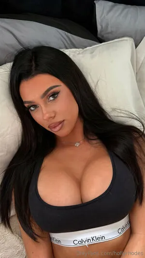 Hollyrhodes OnlyFans Leaked Free Thumbnail Picture - #UiFLjUO6y4