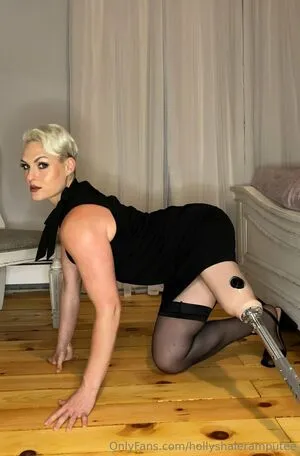 Hollyshaleramputee OnlyFans Leaked Free Thumbnail Picture - #NKww37Dh67