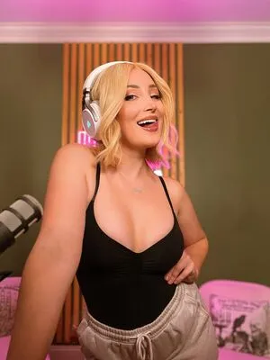 Hollytwolf OnlyFans Leaked Free Thumbnail Picture - #J4vYpo6wvA
