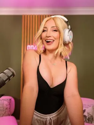 Hollytwolf OnlyFans Leaked Free Thumbnail Picture - #XiuphwORZf