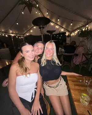 Hollyyoupa OnlyFans Leaked Free Thumbnail Picture - #YylyhEM20w