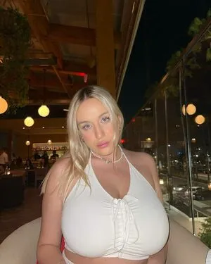 Hollyyoupa OnlyFans Leaked Free Thumbnail Picture - #outD3lLNX9