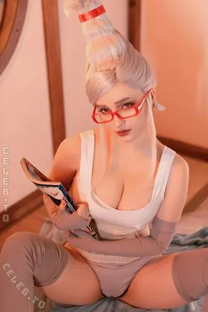 Hologana OnlyFans Leaked Free Thumbnail Picture - #LLepOOasoD