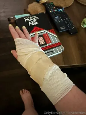 Holycherries OnlyFans Leaked Free Thumbnail Picture - #VrAOvBZlb0