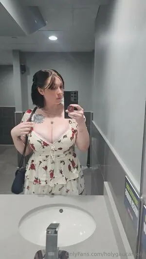 Holygaucamoly OnlyFans Leaked Free Thumbnail Picture - #KM9UieNVnM