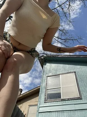 Holykoley OnlyFans Leaked Free Thumbnail Picture - #SlDziF5DNz