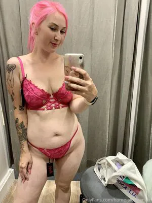 Home Alone Mum OnlyFans Leaked Free Thumbnail Picture - #oqum1VqIe3