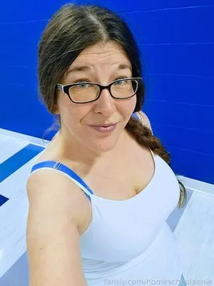 Homeschoolannie OnlyFans Leaked Free Thumbnail Picture - #1ZqJXq6UGN