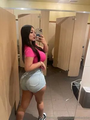 Honduranbaddie OnlyFans Leaked Free Thumbnail Picture - #Zstubi9WQg