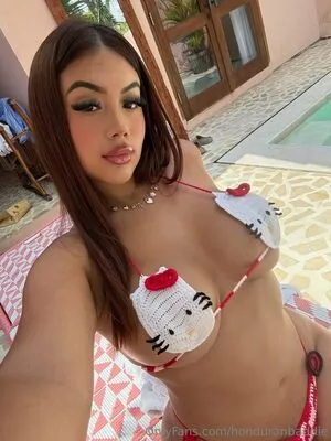 Honduranbaddie OnlyFans Leaked Free Thumbnail Picture - #c4JrimFBb1