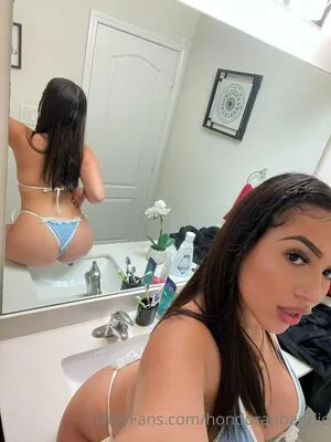 Honduranbaddie OnlyFans Leaked Free Thumbnail Picture - #17Q34DURp6