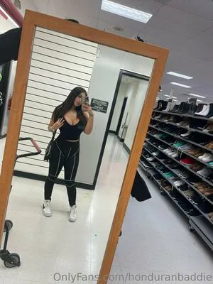 Honduranbaddie OnlyFans Leaked Free Thumbnail Picture - #1K2V7b2mVi