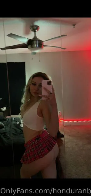 Honduranbaddie OnlyFans Leaked Free Thumbnail Picture - #7HBDY9uTJN