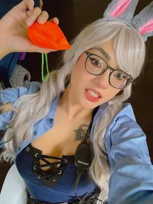 honeebelle OnlyFans Leaked Free Thumbnail Picture - #x7xfZy4V4v