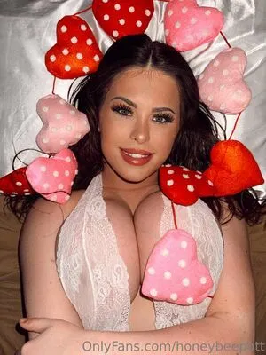 Honey Bee OnlyFans Leaked Free Thumbnail Picture - #3EnsBRBwS5