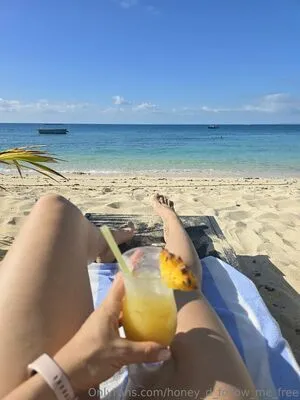 Honey D Follow Me Free OnlyFans Leaked Free Thumbnail Picture - #B1krK8EhZ2