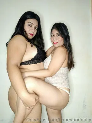 Honeyanddolly OnlyFans Leaked Free Thumbnail Picture - #qs0NtRH5yM