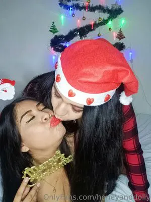 Honeyanddolly OnlyFans Leaked Free Thumbnail Picture - #ypZsu9vrdq